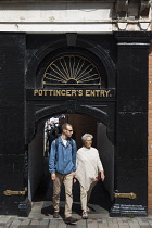 Ireland, North, Belfast, Ann Street, Entrance to Pottingers entry.