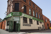 Ireland, North, Belfast, Sunflower Public House on the corner Union Street and Kent Street.