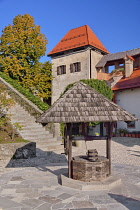 Slovenia, Upper Carniola, Bled, Bled Castle, Well in the courtyard.