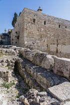 Israel, Jerusalem, Jerusalem Archeological Park, Ruins of ancient Jerusalem below the western wall of the Temple Mount or al-Haram ash-Sharif. Anciently, this aqueduct ran beneath a street in Herodian...