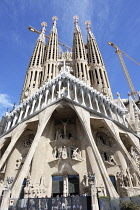 Spain, Catalonia, Barcelona, Sagrada Familia exterior showing the Passion facade.