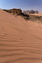 Jordan, Wadi Rum Protected Area, Desert sand and mountains in the Wadi Rum Protected Area, a UNESCO World Heritage Site. Um Sahn sandstone.