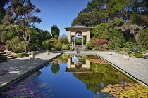 Ireland, County Cork, Glengariff, Garnish Island, The Italian Garden.