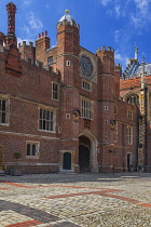 England, Richmond upon Thames. Hampton Court Palace, Clock Court.