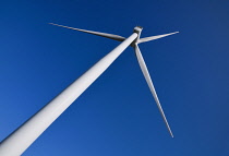 Ireland, County Roscommon, Strokestown, Sliabh Bawn Windfarm and Amenity area, view of one of the wind turbines from below.