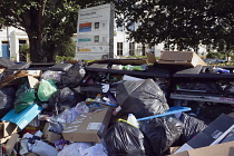 England, East Sussex, Brighton,  Overflowing bins on Montpelier Crescent during refuse collectors strike.