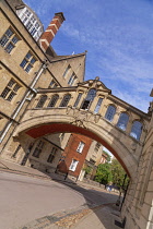 England, Oxfordshire, Oxford, Hertford Bridge, better known as the Bridge of Sighs which was constructed in 1913 to link two sections of Hertford College and falsely said to be similar to the Bridge o...