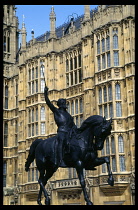 England, London, Equestrian statue of Richard I by Carlo Marochetti  1860  in front of the Houses of Parliament.