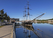 Ireland, County Wexford, New Ross, Dunbrody Famine Ship is an authentic reproduction of an 1840's emigrant vessel which provides an excellent interpretation of the famine emigrant experience.