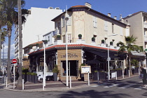 France, Provence-Alps, Cote d'Azur, Antibes Juan-les-Pins, Exterior of fish restaurant.