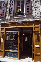 France, Provence-Alps, Cote d'Azur, Antibes, Specialist gourmet food and fine wine shop in the old town.