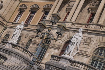 Spain, Basque Country, Bilbao, City Hall in the Baroque style dating from 1892, facade detail with marble statues representing Law and Justice.