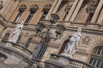Spain, Basque Country, Bilbao, City Hall in the Baroque style dating from 1892, facade detail with marble statues representing Law and Justice.