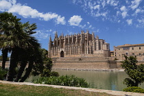 Spain, Balearic Islands, Majorca, Palma de Mallorca, Old Town. La Seu Gothic Roman Catholic Cathedral of Santa Maria.