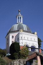 Wales, Gwynedd, Portmeirion, Italianate resort village designed and constructed by Sir Clough Williiams-Ellis between 1925 and 1975 and used as the film set for The Prisoner.