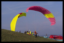 Sport, Air, Paragliding, Getting ready to go from Mam Tor  near Castleton  Derbyshire.