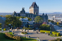 Canada, Quebec Province, Quebec City, Old Quebec or Vieux Quebec. Chateau Frontenac, with the Wolfe-Montcalm Monument in Parc des Gouverneurs, The Governor's Garden.