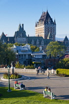 Canada, Quebec Province, Quebec City, Old Quebec or Vieux Quebec. Chateau Frontenac, with the Wolfe-Montcalm Monument in Parc des Gouverneurs, The Governor's Garden.