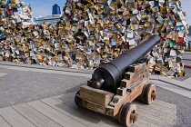 Canada, Quebec Province, Quebec City, Old Quebec City, Vieux Quebec. The artwork CUL-DE-SAC-2024 by Spanish scultor Alicia Martin. A wall of books standing in front of canons on the Royal Battery in B...
